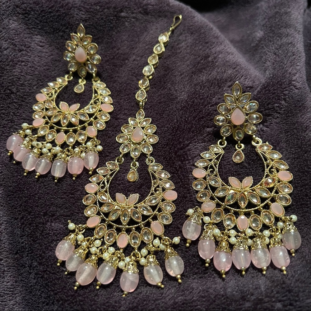 Light Pink Indian Earrings & Headpiece Set